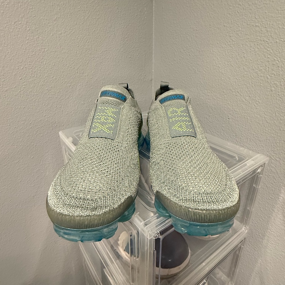 Nike Gray and Blue Sneakers with Flyknit and Air Cushioning